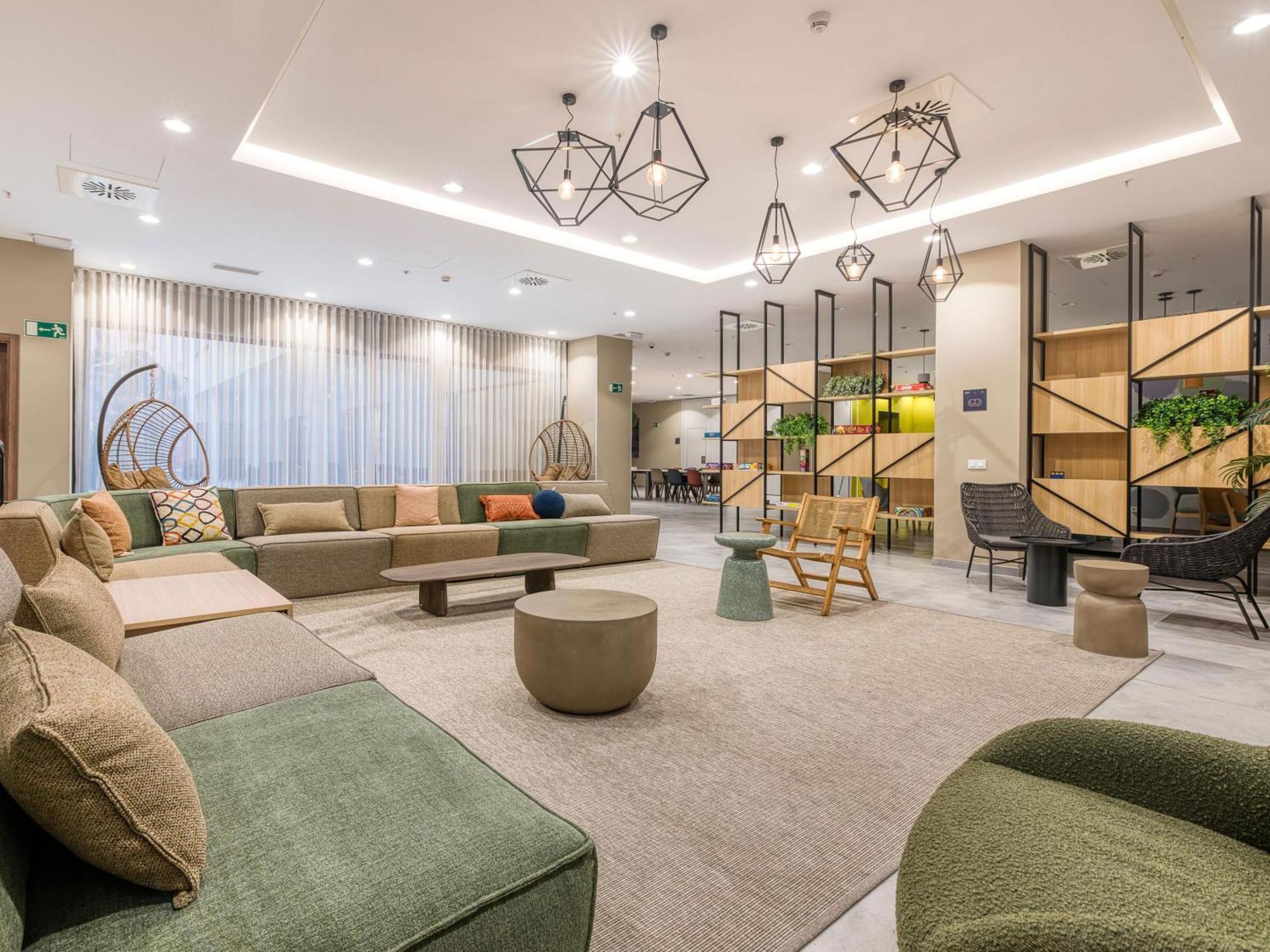 Livensa Living Studios San Sebastian Ngoại thất bức ảnh